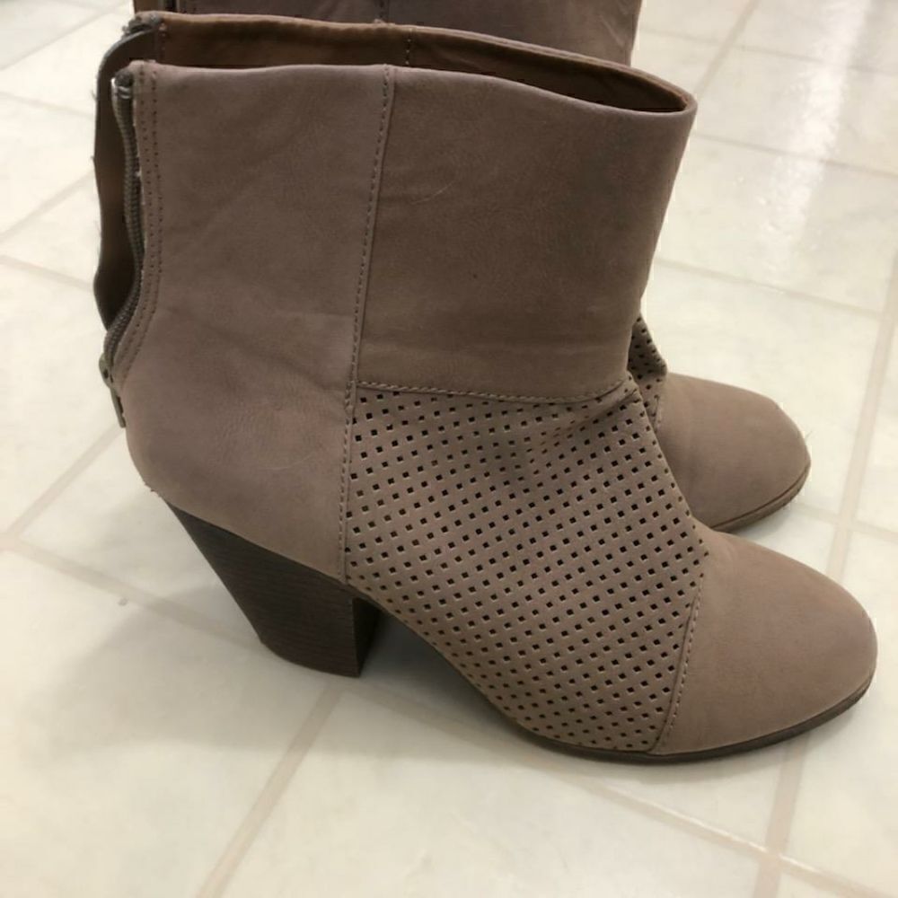 Rampage Boots Size 9M 